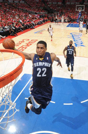 位全能型選 位全能型選